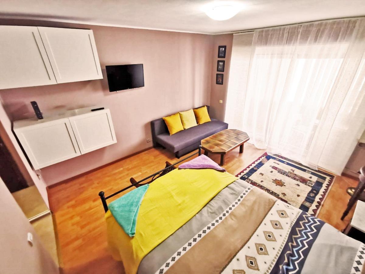 Cozy Studio Athenee Apartment Bucureşti Exterior foto